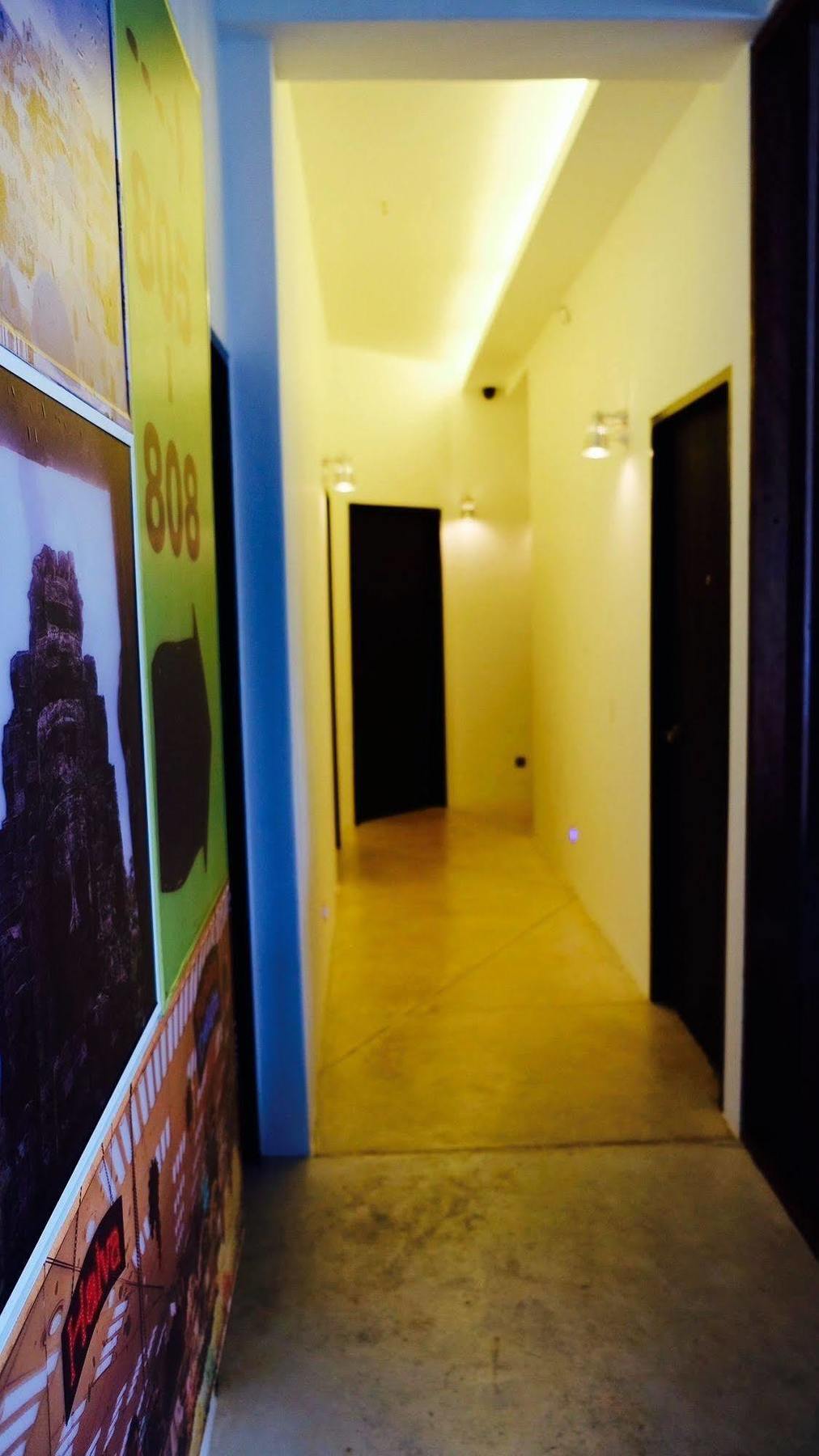 Roomies Suites Batu Ferringhi Exterior foto